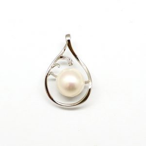 Pearl Pendant
